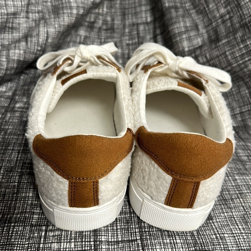 J. Crew Striped Sherpa Road Trip Sneakers, 9.5 US, Great Condition! - Picture 4 of 7